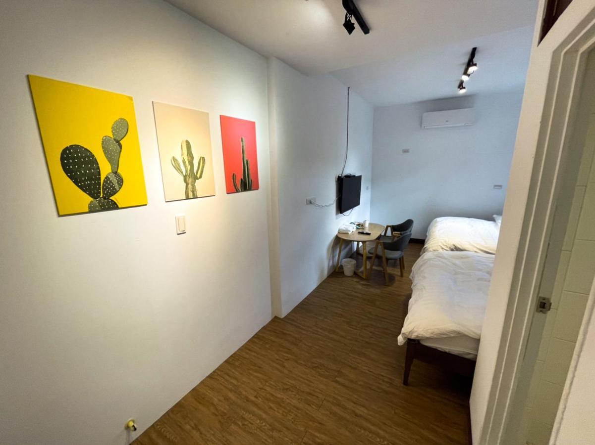 Small Island Homestay Tainan Dış mekan fotoğraf