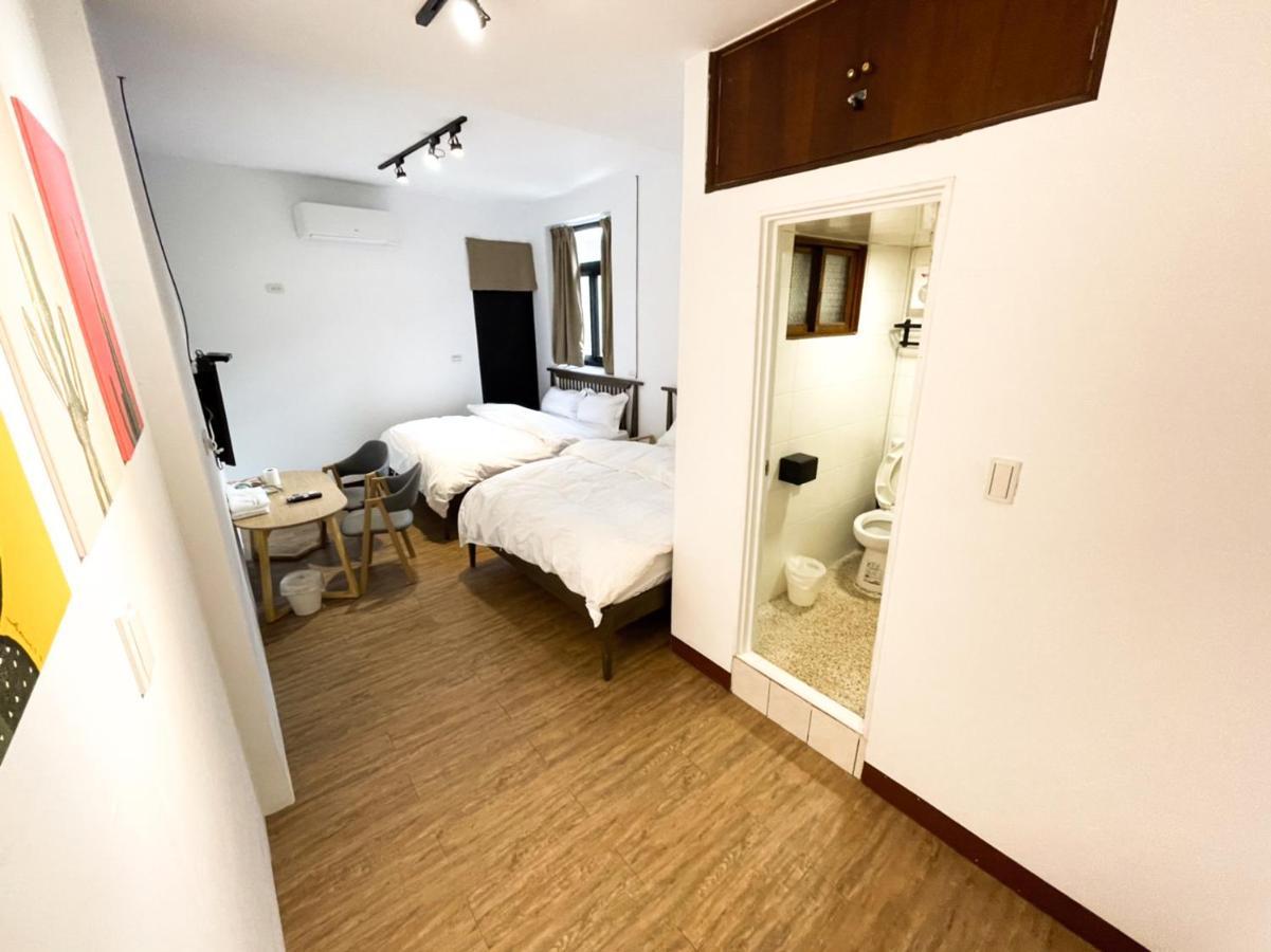 Small Island Homestay Tainan Dış mekan fotoğraf